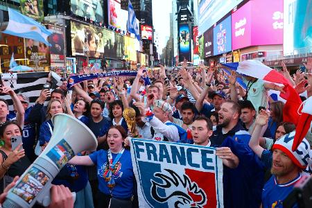 WM-Superfans: Alle Spiele schauen, 50.000 Dollar kassieren