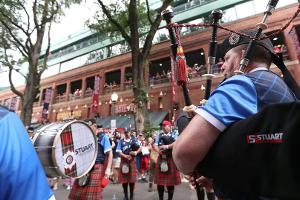 "Uns ist alles ausgegangen": Schotten trinken Boston leer