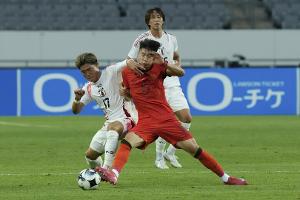Gladbach verpflichtet Japaner Uno