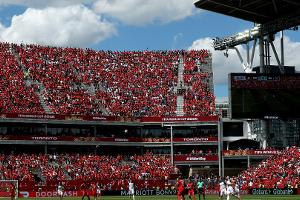Das kleinste Stadion der WM: Toronto und seine zwei Stahlriesen