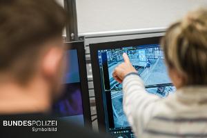 Das Symbolbild kann zu redaktionellen Zwecken mit dem Zusatz "Bundespolizei" im Zusammenhang mit dieser Pressemitteilung verwendet werden.