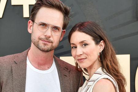 Patrick J. Adams und Troian Bellisario