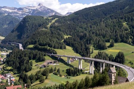 Die Brenner-Autobahn ist eine der wichtigsten Nord-Süd-Verbindungen. (Archivbild) 
