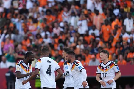 Deutschland vs. Elfenbeinküste: Noten und Einzelkritik - Die deutsche Nationalmannschaft hat am Sonntag auch das zweite Gruppenspiel bei der WM 2026 gewonnen. Gegen die Elfenbeinküste brauchte es beim 2:1-Erfolg eine Aufholjagd nach der Pause, auf Deniz Undav war aber einmal mehr Verlass. Alle DFB-Stars in der Einzelkritik: