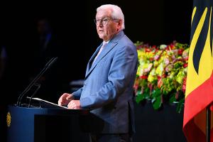 Steinmeier ehrt Medaillengewinner mit Silbernem Lorbeerblatt