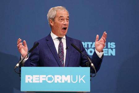 Der Profiteur der Regierungskrise: Reform-Chef Nigel Farage. (Archivbild)