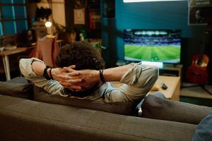 Fußball-WM macht müde? So gelingt der Alltag trotz nächtlicher Spiele
