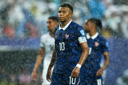 Jubilar Mbappé brilliert beim 