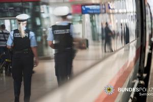 Das Symbolbild kann zu redaktionellen Zwecken mit dem Zusatz "Bundespolizei" im Zusammenhang mit dieser Pressemitteilung verwendet werden.