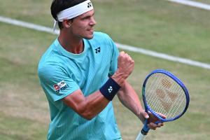 Altmaier in Eastbourne im Achtelfinale