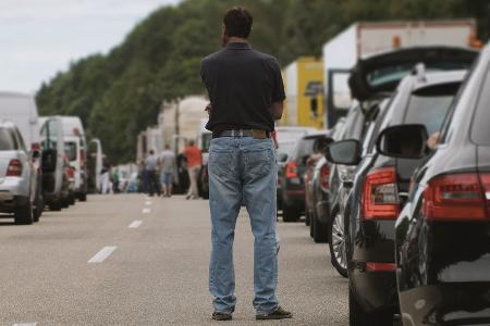 Erste große Reisewelle: Es wird voll auf Deutschlands Autobahnen