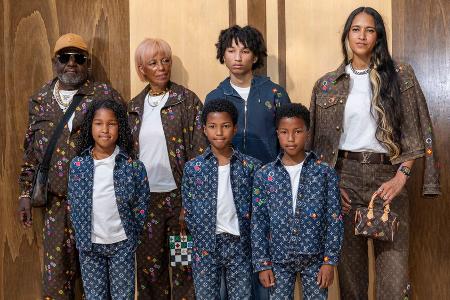 Pharrell Williams: Familienauftritt bei Louis-Vuitton-Show