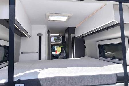 Adria Twin Supreme 640 SGX, Hubbett