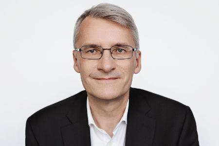 Elmar Theveßen