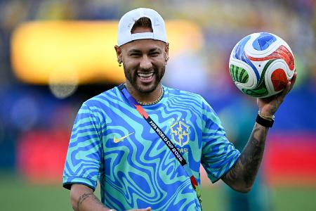 Wieder fit: Aber Neymar gegen Schottland auf der Bank