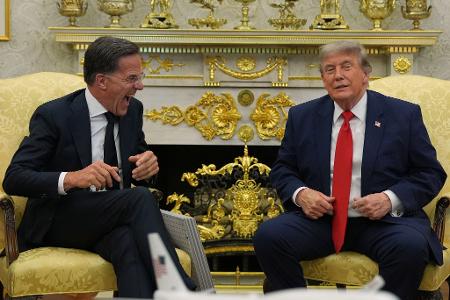 US-Präsident Trump lobt Nato-Generalsekretär Rutte. 