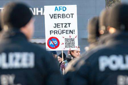 AfD-Veranstaltungen werden häufig von Protestaktionen begleitet. (Archivfoto)