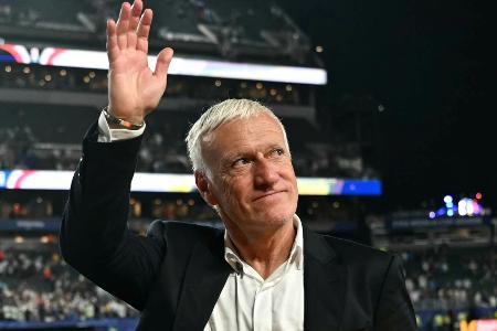 Nach Tod der Mutter: Les Bleus wollen Deschamps 