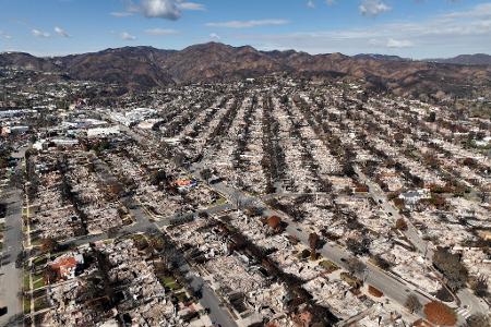 Im Januar 2025 hatten verheerende Brände ganze Viertel von Los Angeles verwüstet. (Archivbild)