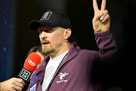 Boxen: Usyk legt Titel nieder - Kampf gegen Kabayel geplatzt
