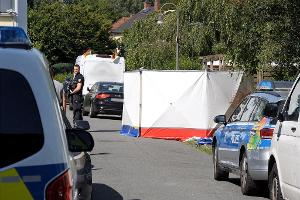 Einsatzkräfte gehen von einem Gewaltverbrechen aus. 