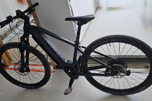 Fahrrad CUBE. Wer erkennt es, als sein Eigentum?