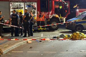 Bei dem Scooter-Unfall stirbt ein 23-jähriges Zwillings-Bruderpaar. (Archivbild)