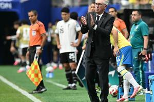 "Auf dem richtigen Weg": Brasilien darf weiterträumen