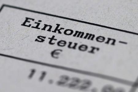 Einkommensteuer zahlen auch viele Unternehmer kleinerer Betriebe. (Symbolbild)