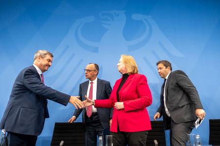 Die Koalition will kleine und mittlere Einkommen entlasten. (Archivbild)