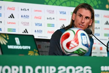 Ecuador-Coach Beccacece hört nach WM-Aus auf