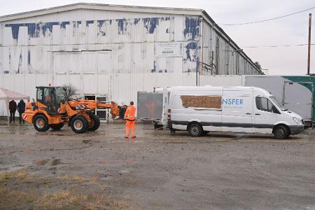 Transportboxen wurden verladen. 