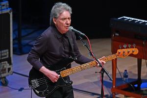 Britischer Rockstar Bruce Foxton leidet an Parkinson