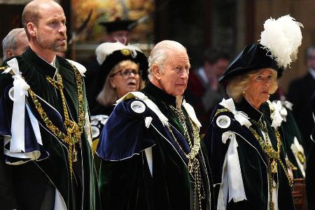 Royal Week: Charles und Camilla zelebrieren Distelorden in Edinburgh