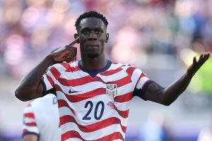 USA siegen in Unterzahl: Die "Soccer Party" geht weiter