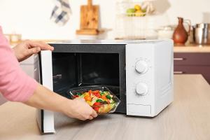 Ist das Kochen mit der Mikrowelle gefährlich?
