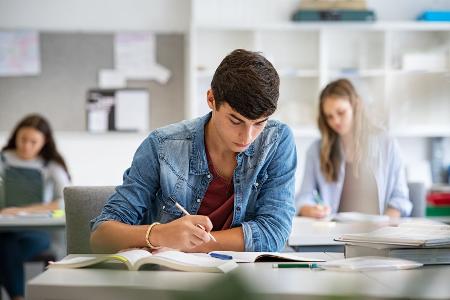 Note: 0,67: Mit diesen Lerntipps schaffte Alexander Jorias das perfekte Abitur
