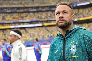 Ancelotti: Neymar mit seiner Rolle "nicht zufrieden"