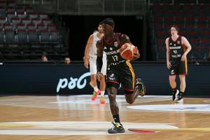 Bei Rückkehr nach Riga: Schröder führt Basketballer zum Sieg