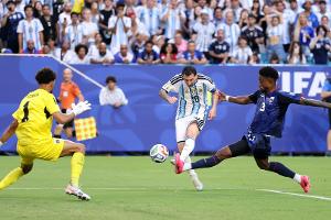 Messi zittert sich weiter - und beendet Kap Verdes WM-Märchen