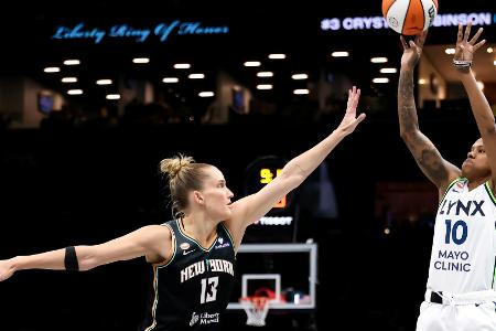 WNBA: New York siegt, Fiebich überzeugt