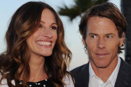Mit Pärchen-Selfie: Julia Roberts feiert 24. Hochzeitstag