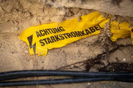 Anfang Januar waren Tausende Haushalte im Berliner Südwesten von einem Stromausfall betroffen. (Symbolbild) 