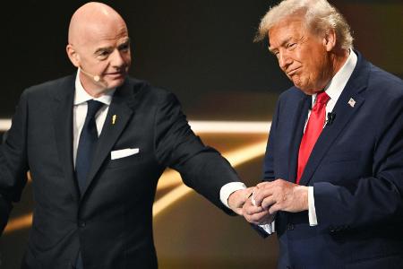 Trump gibt Anruf bei Infantino zu