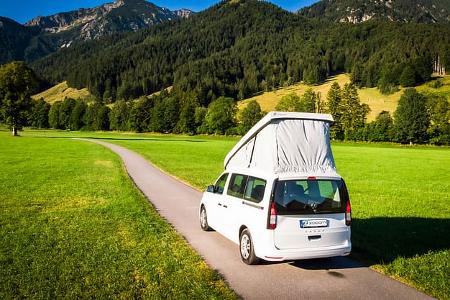 Zooom VW Caddy unterwegs
