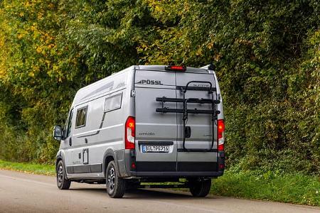 Pössl Summit 600 L, Campingbus, hinten