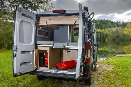 Pössl Summit 600 L, Campingbus, Heck, Kofferraum