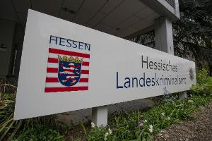 Die weiteren Ermittlungen in dem Fall werden durch das Hessische Landeskriminalamt, die Staatsanwaltschaft Wiesbaden und das Zollfahndungsamt Frankfurt geführt. (Symbolbild)