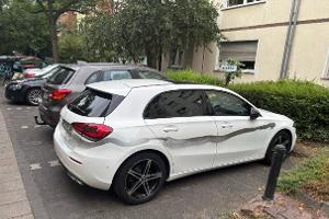 Beschädigte Fahrzeug in der Mainzer Neustadt