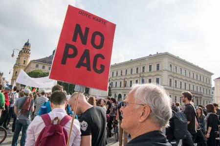 Gegen das bayerische Polizeiaufgabengesetz (PAG) wurde protestiert. (Archivbild) 